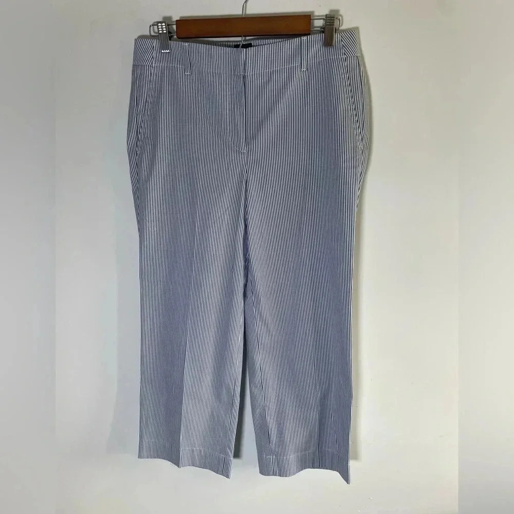 NWT Talbots "Chelsea" Blue & White Striped Capris Pants Size 4 NEW‎ 0071
